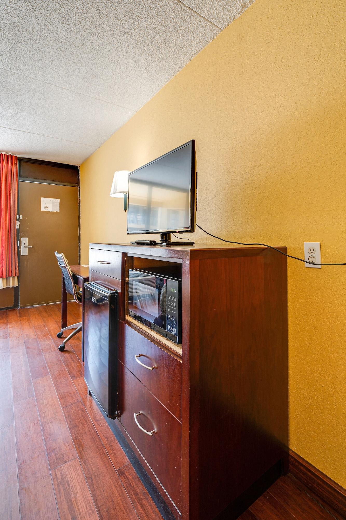 Days Inn By Wyndham Nashville Saint Thomas West Hospital Exteriér fotografie